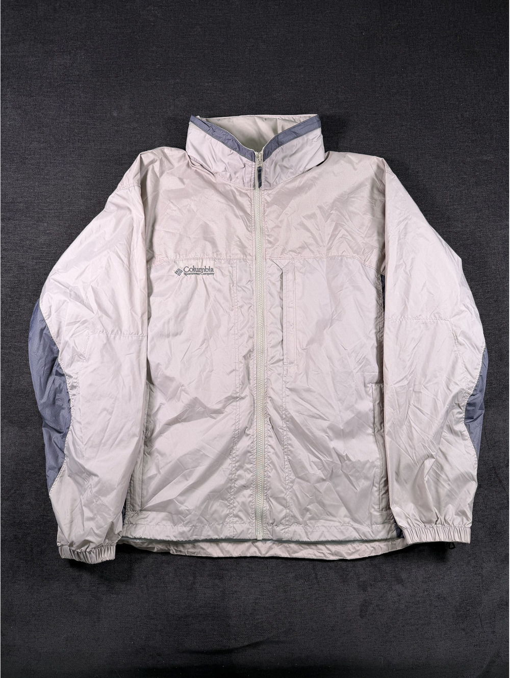 Columbia Men's XL Lightweight Windbreaker Jacket in Beige and Gray